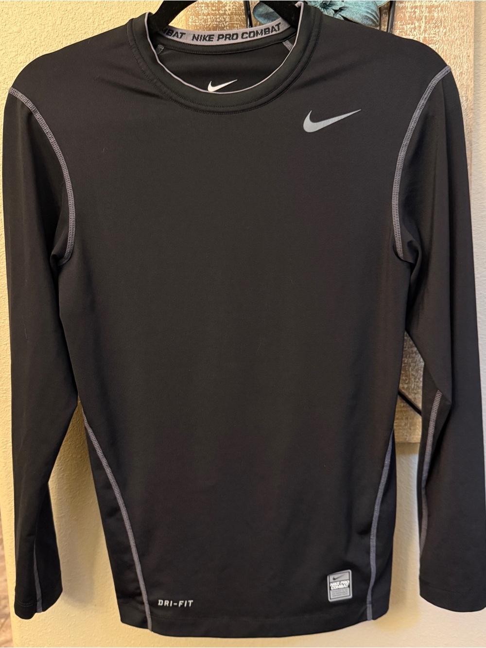 Nike Pro Combat Dri-Fit Compression Long Sleeve Shirt Black Mens S